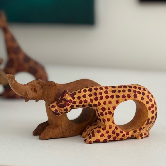 African Hand Carved Artisan Wooden Napkin Rings (6) - Picture 7 of 9